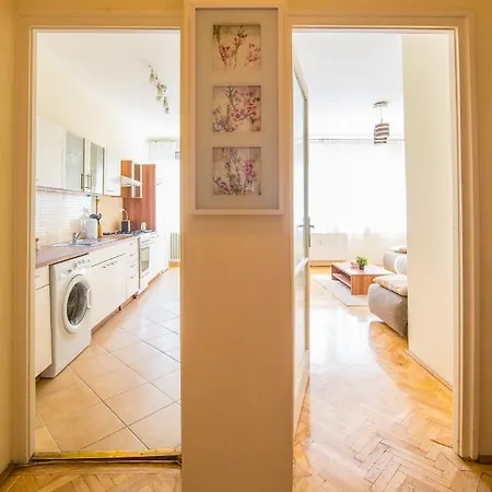 Visegradi Studio At Westend *